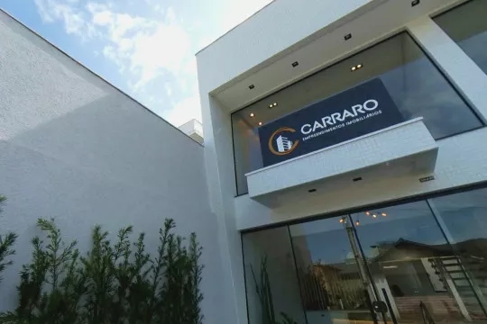 Escritório da Carraro Empreendimentos em Bombinhas, SC Escritório da Carraro Empreendimentos em Bombinhas, SC