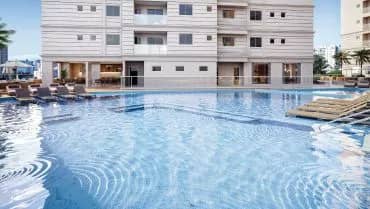 Apartamento à venda no Amalfi Coast Home Club em Itapema, SC Apartamento à venda no Amalfi Coast Home Club em Itapema, SC