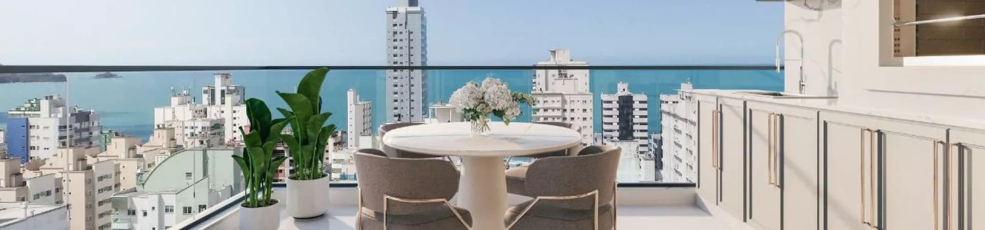 Fachada do Half Beach Towers, da N1, Itapema - SC