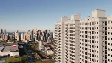 Apartamentos à venda no Versailles Home Club em Itapema, SC Apartamentos à venda no Versailles Home Club em Itapema, SC