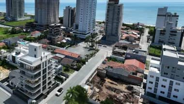 Apartamentos à venda no Nlue Sea em Balneário Piçarras Apartamentos à venda no Nlue Sea em Balneário Piçarras