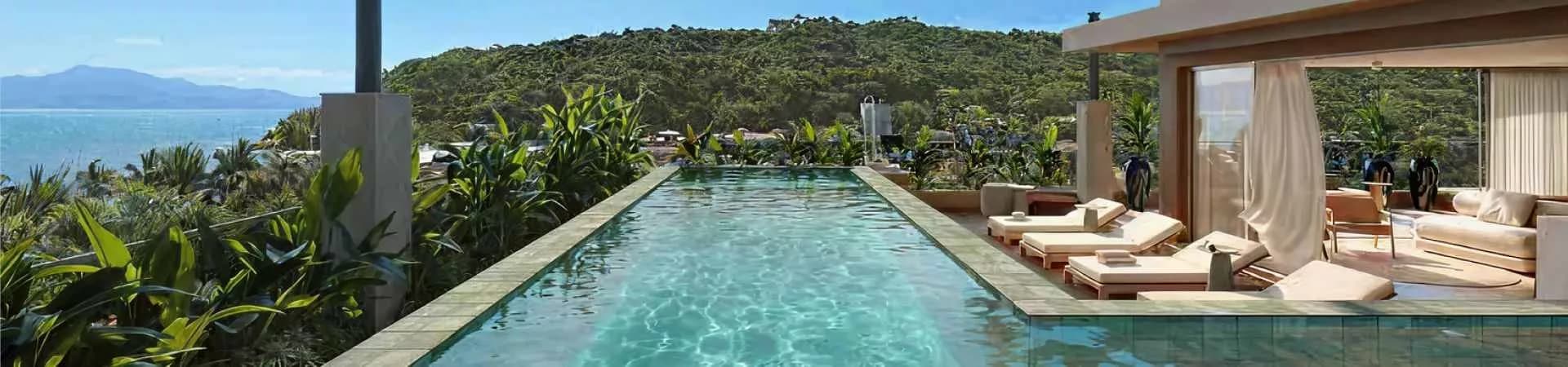 Upside Beach, da CSX