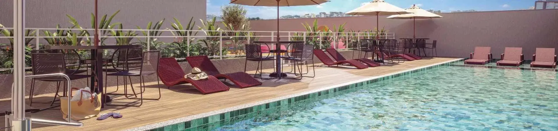 Piscina do Sun Raja Residence